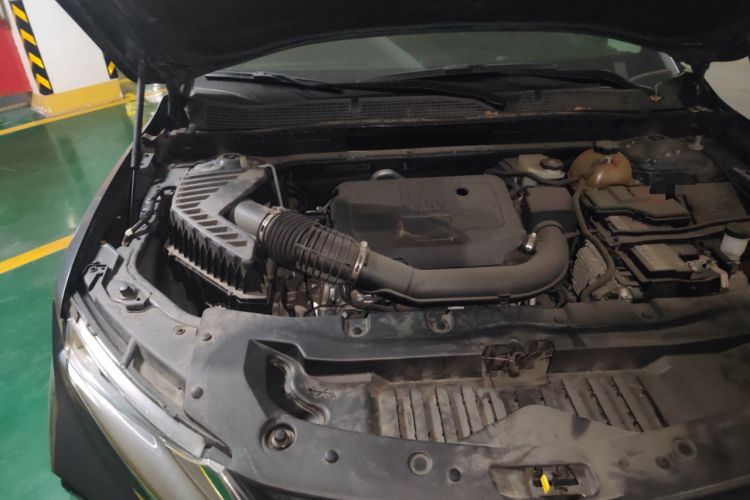 Used Chevrolet Blazer 2020 650T 7-Seater Luxury Edition Engine Bay Right