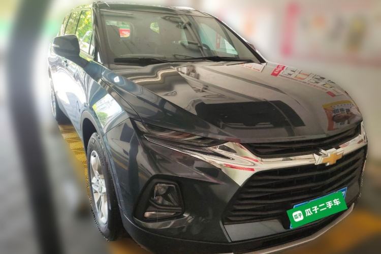 Used Chevrolet Blazer 2020 650T 7-Seater Luxury Edition Front Right 45 Deg