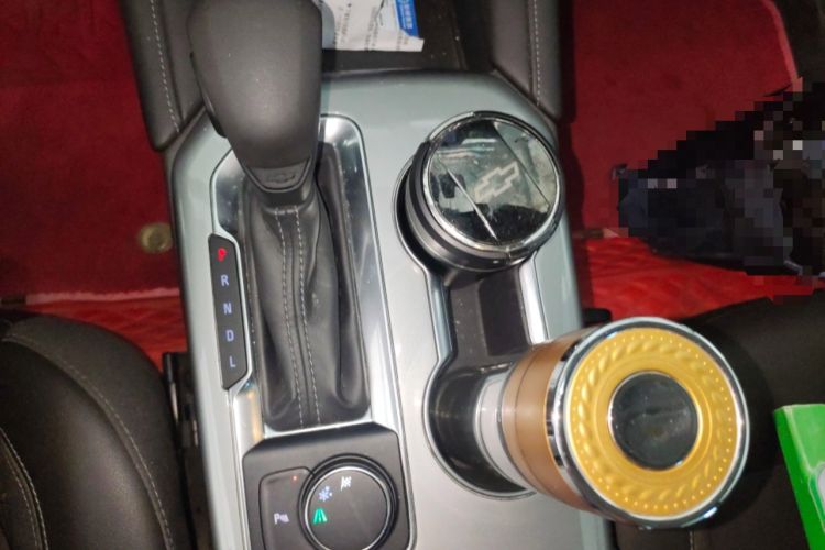 Used Chevrolet Blazer 2020 650T 7-Seater Luxury Edition Gear Lever