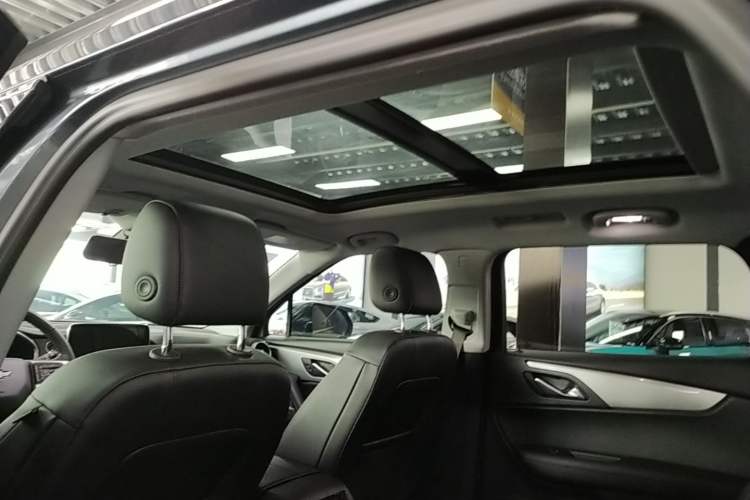 Used Chevrolet Blazer 2020 650T 7-Seater WEI Version Headliner