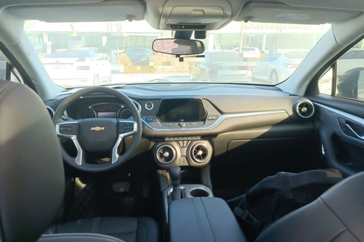 Used Chevrolet Blazer 2020 650T 7-Seater Luxury Edition Interior 2