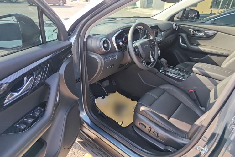Used Chevrolet Blazer 2020 650T 7-Seater Luxury Edition Interior 3
