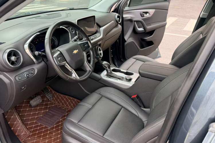 Used Chevrolet Blazer 2020 650T 7-Seater WEI Version Interior 3