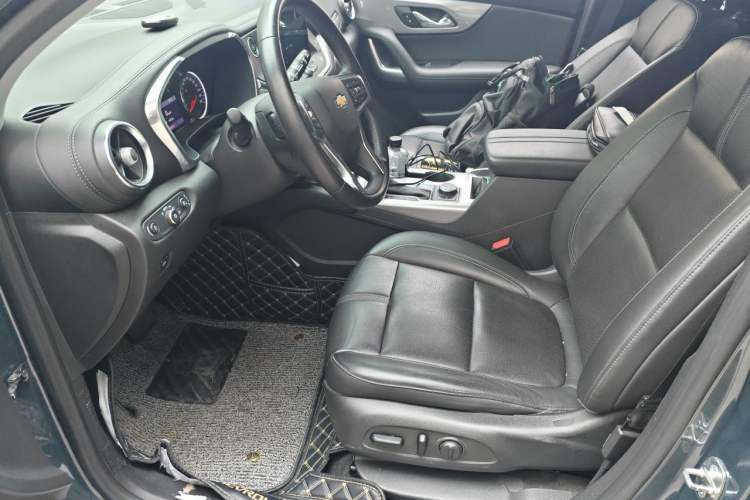 Used Chevrolet Blazer 2020 650T 7-Seater WEI Version Left Front Seat