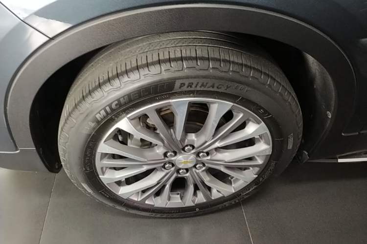 Used Chevrolet Blazer 2020 650T 7-Seater WEI Version Left Front Wheel Hub