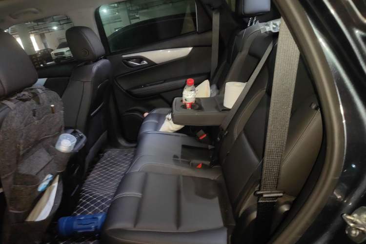 Used Chevrolet Blazer 2020 650T 7-Seater Luxury Edition Left Rear Seat