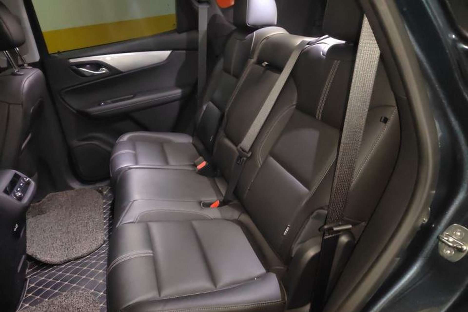 Used Chevrolet Blazer 2020 650T 7-Seater Luxury Edition Left Rear Seat