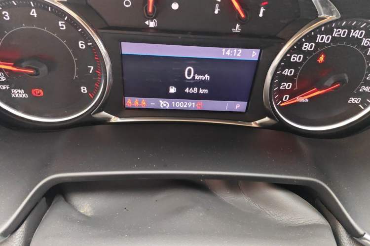 Used Chevrolet Blazer 2020 650T 7-Seater WEI Version Odometer Close Up