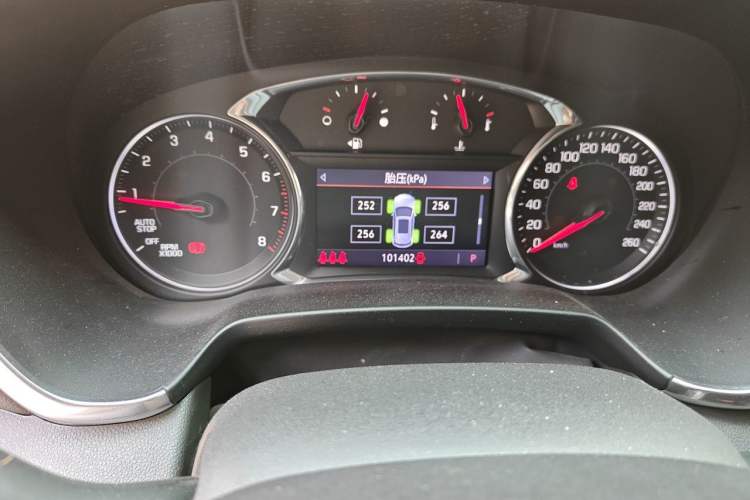 Used Chevrolet Blazer 2020 650T 7-Seater WEI Version Odometer Close Up