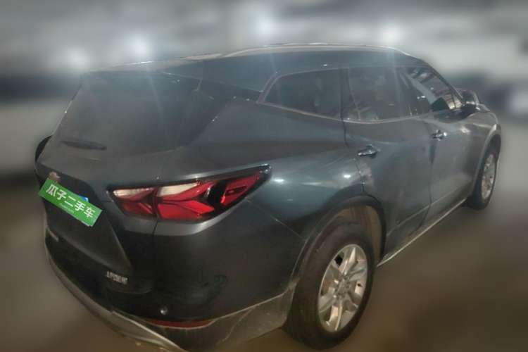 Used Chevrolet Blazer 2020 650T 7-Seater Luxury Edition Rear Right 45 Deg