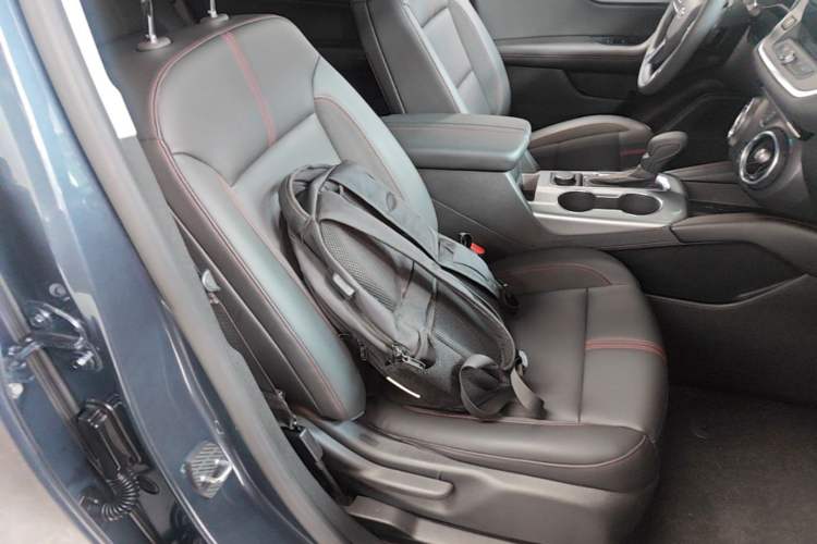 Used Chevrolet Blazer 2020 Redline 650T 5-Seater Model Right Front Seat