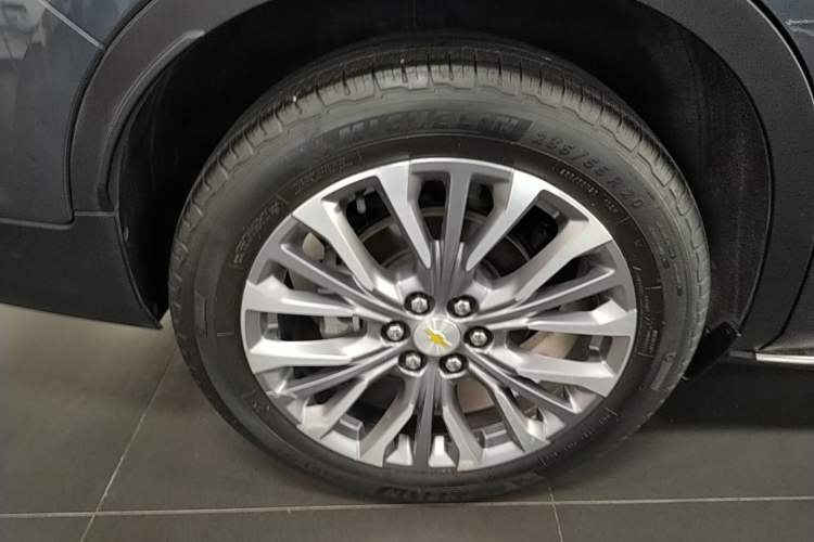 Used Chevrolet Blazer 2020 650T 7-Seater WEI Version Right Rear Wheel Hub