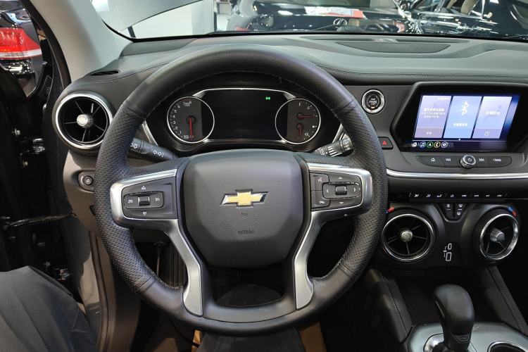 Used Chevrolet Blazer 2020 650T 7-Seater Luxury Edition Steering Wheel
