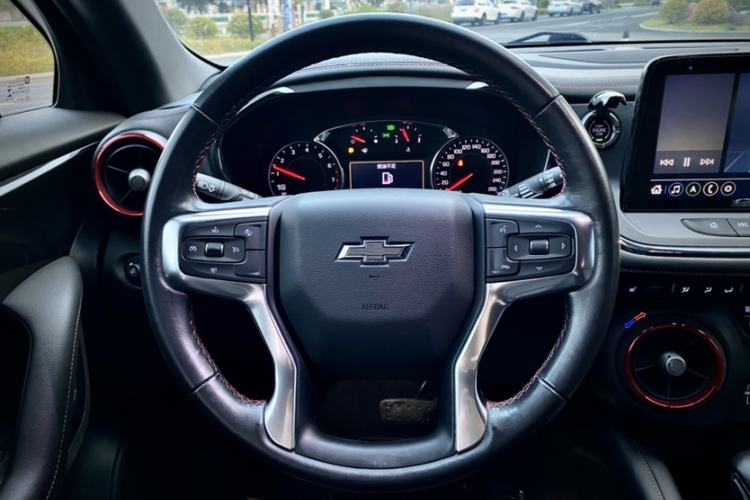 Used Chevrolet Blazer 2020 RS 650T 4x4 7-Seater Hardcore Edition Steering Wheel