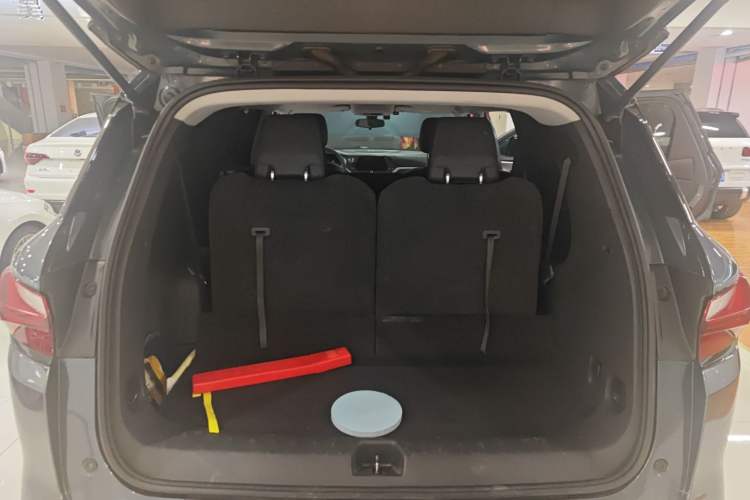 Used Chevrolet Blazer 2020 650T 7-Seater Luxury Edition Trunk