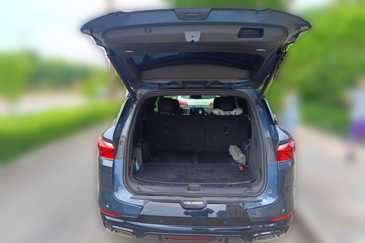 Used Chevrolet Blazer 2020 RS 650T 4x4 7-Seater Hardcore Edition Trunk