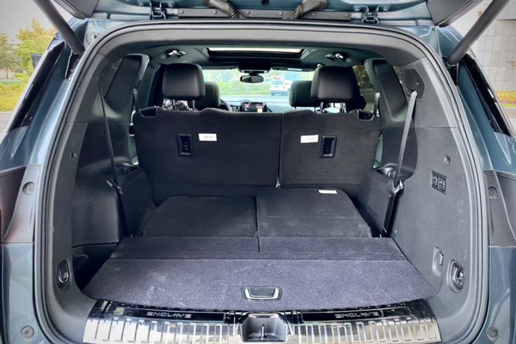 Used Chevrolet Blazer 2020 RS 650T 4x4 7-Seater Hardcore Edition Trunk