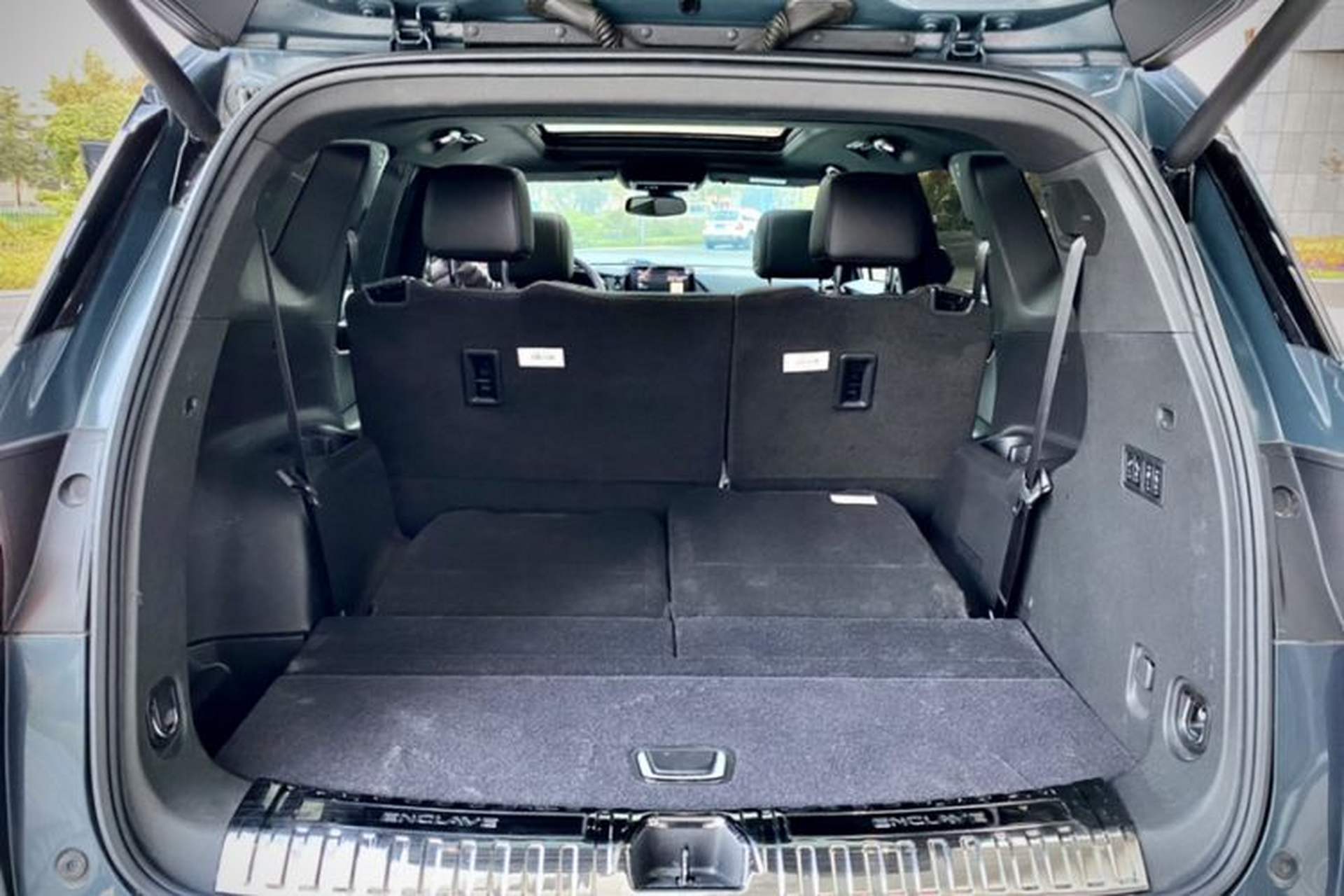 Used Chevrolet Blazer 2020 RS 650T 4x4 7-Seater Hardcore Edition Trunk