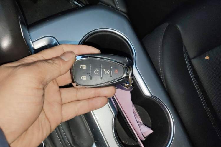 Used Chevrolet Blazer 2020 650T 7-Seater WEI Version Vehicle Key