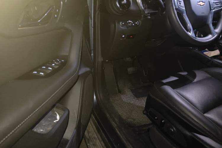 Used Chevrolet Blazer 2020 650T 7-Seater Luxury Edition Driver Seat