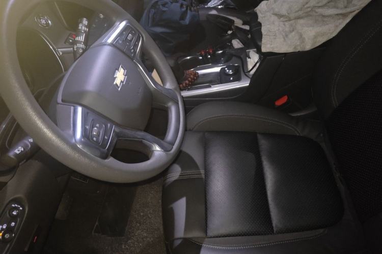 Used Chevrolet Blazer 2020 650T 7-Seater Luxury Edition Left Front Seat