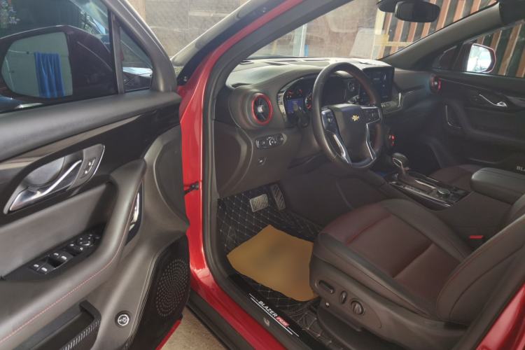 Used Chevrolet Blazer 2020 RS 650T 4x4 7-Seater Hardcore Edition Driver Seat