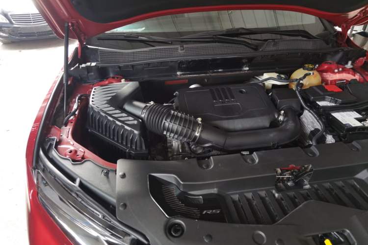 Used Chevrolet Blazer 2020 RS 650T 4x4 7-Seater Hardcore Edition Engine Bay Right