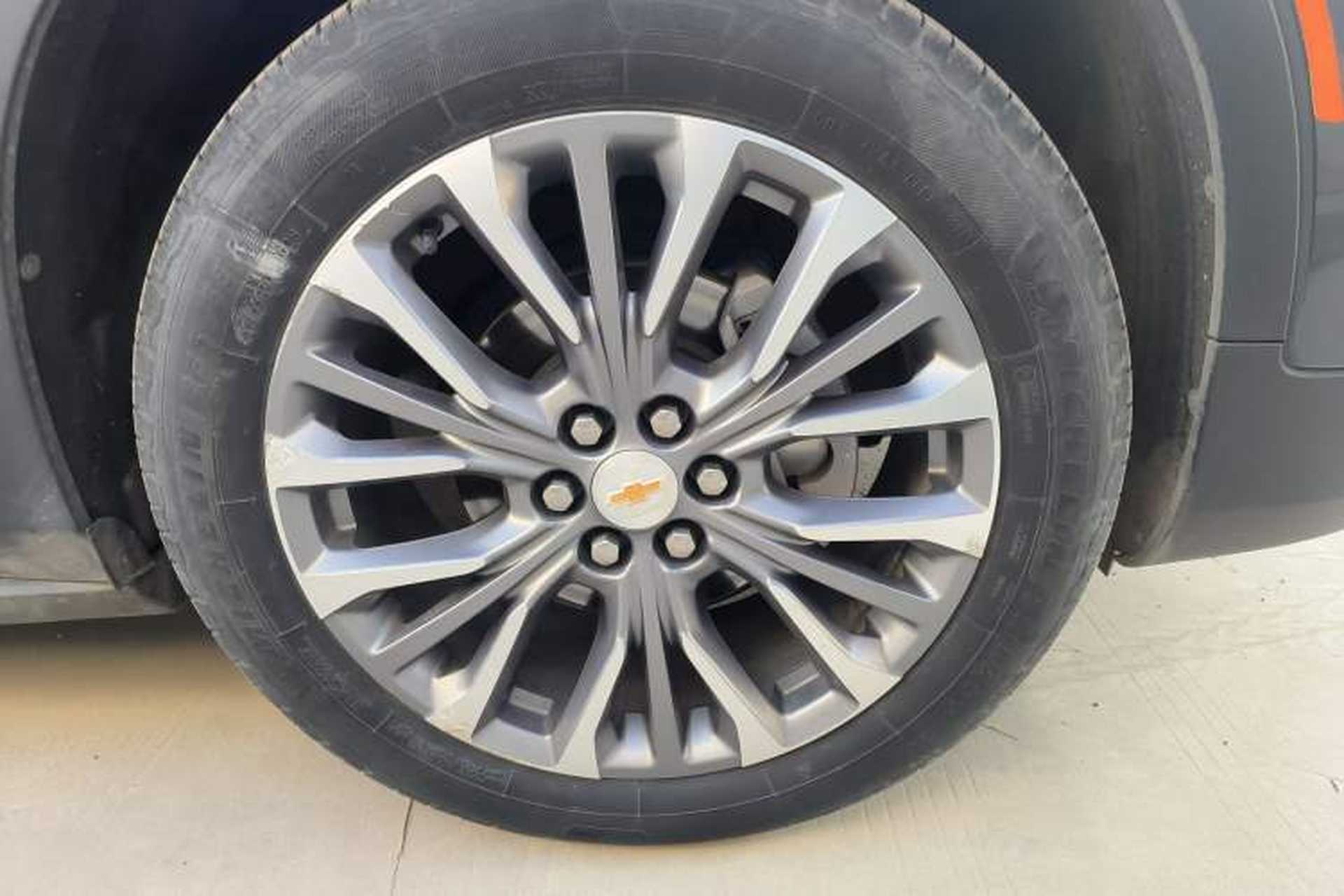 Used Chevrolet Blazer 2020 650T 7-Seater WEI Version Right Front Wheel Hub