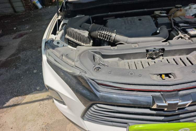 Used Chevrolet Blazer 2020 Redline 650T 7-Seater Ting Edition Engine Bay Right