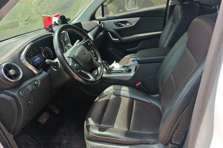 Used Chevrolet Blazer 2020 Redline 650T 7-Seater Ting Edition Left Front Seat