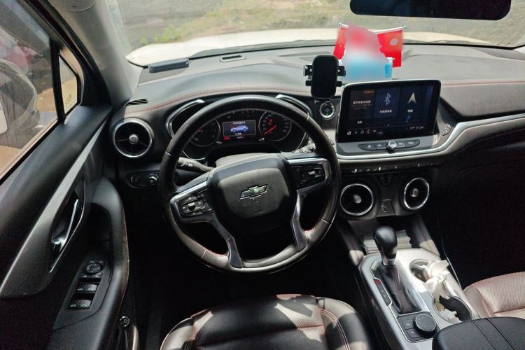 Used Chevrolet Blazer 2020 Redline 650T 7-Seater Ting Edition Steering Wheel