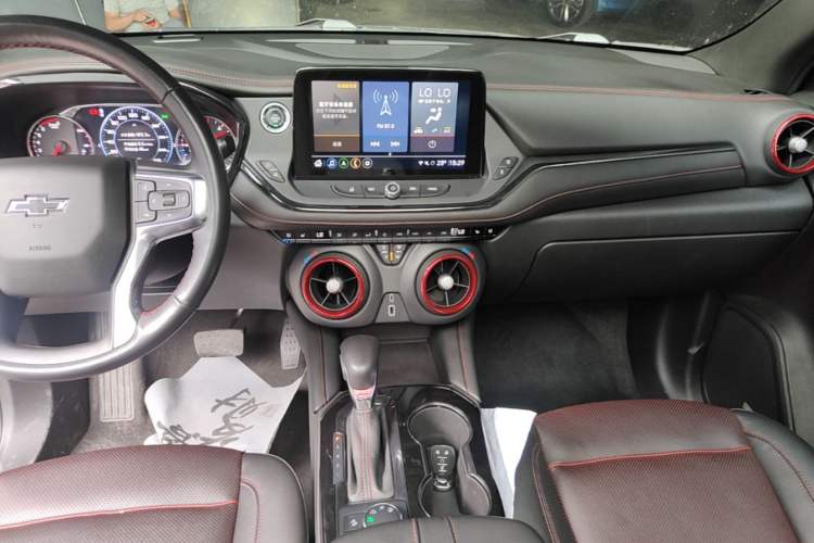 Used Chevrolet Blazer 2022 Mild Hybrid 650T RS Twin-Clutch All-Wheel Drive 7-Seater Prime Edition Audio And AC Panel