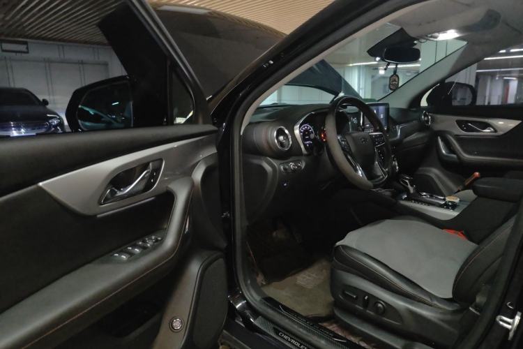 Used Chevrolet Blazer 2022 Mild Hybrid 650T Redline 7-Seater Thunder Edition Driver Seat