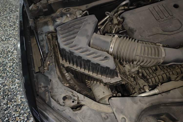 Used Chevrolet Blazer 2022 Mild Hybrid 650T Redline 7-Seater Thunder Edition Engine Bay Right