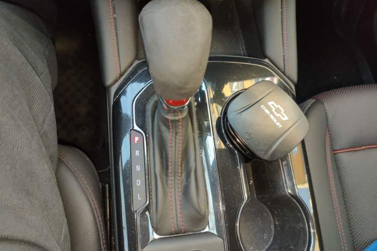 Used Chevrolet Blazer 2022 Mild Hybrid 650T RS Twin-Clutch All-Wheel Drive 7-Seater Prime Edition Gear Lever