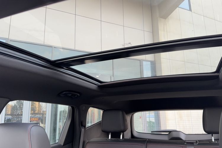Used Chevrolet Blazer 2022 Mild Hybrid 650T RS Four-Wheel Drive 5-Seater Hardcore Version Headliner