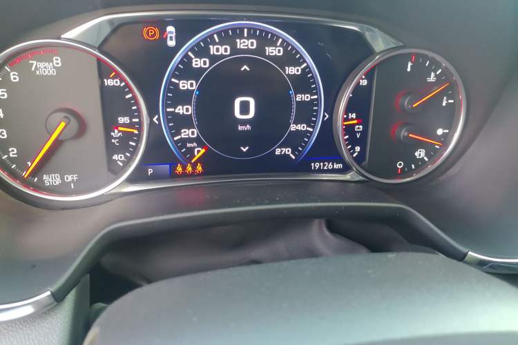 Used Chevrolet Blazer 2022 Mild Hybrid 650T 7-Seater Model Edition Odometer Close Up