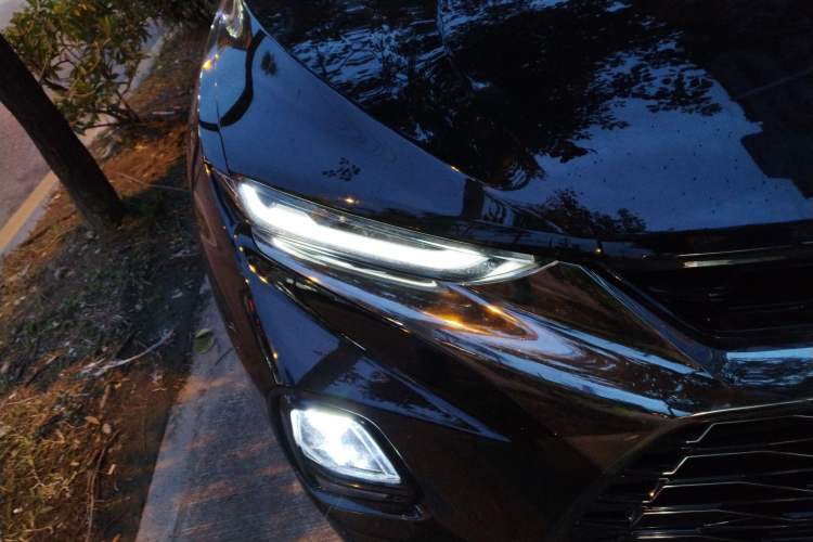 Used Chevrolet Blazer 2022 Mild Hybrid 650T RS Four-Wheel Drive 5-Seater Hardcore Version Right Front Headlight