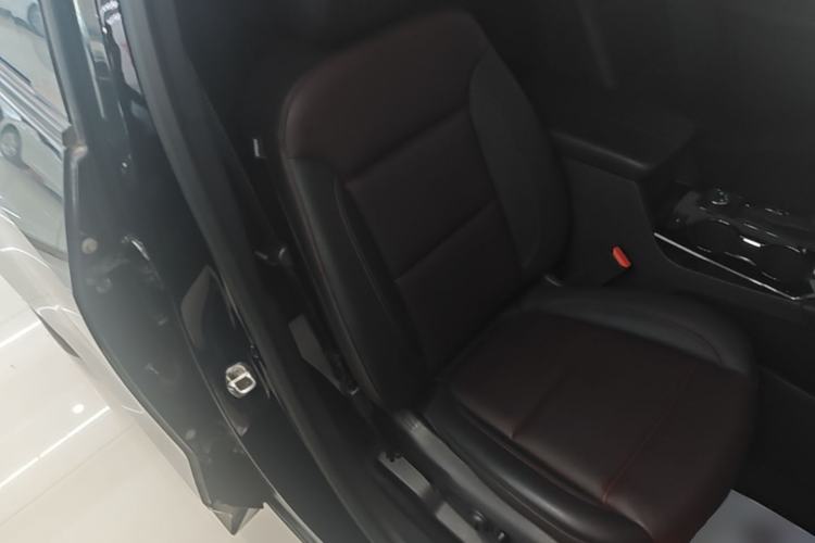 Used Chevrolet Blazer 2022 Mild Hybrid 650T RS Four-Wheel Drive 5-Seater Hardcore Version Right Front Seat