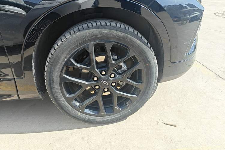 Used Chevrolet Blazer 2022 Mild Hybrid 650T RS Twin-Clutch All-Wheel Drive 7-Seater Prime Edition Right Front Wheel Hub