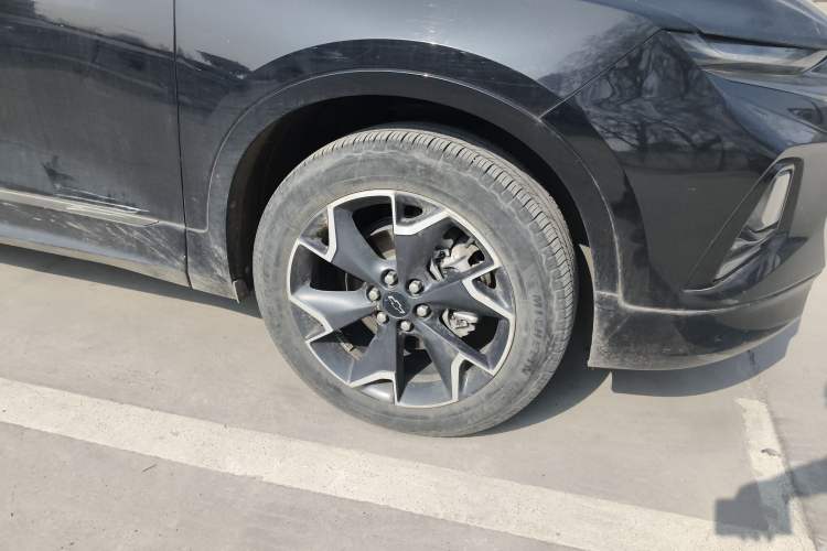 Used Chevrolet Blazer 2022 Mild Hybrid 650T RS Four-Wheel Drive 5-Seater Hardcore Version Right Front Wheel Hub