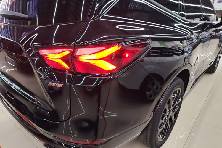 Used Chevrolet Blazer 2022 Mild Hybrid 650T RS Twin-Clutch All-Wheel Drive 7-Seater Prime Edition Right Rear Taillight