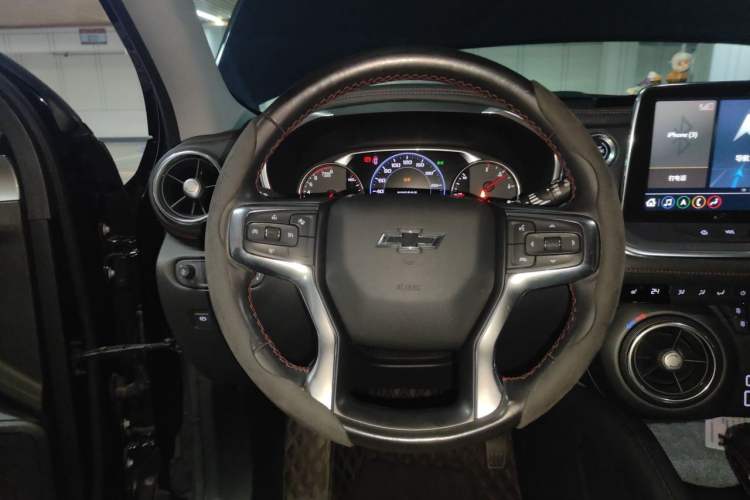 Used Chevrolet Blazer 2022 Mild Hybrid 650T Redline 7-Seater Thunder Edition Steering Wheel