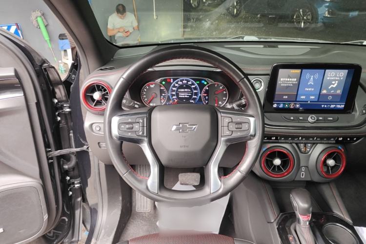 Used Chevrolet Blazer 2022 Mild Hybrid 650T RS Twin-Clutch All-Wheel Drive 7-Seater Prime Edition Steering Wheel