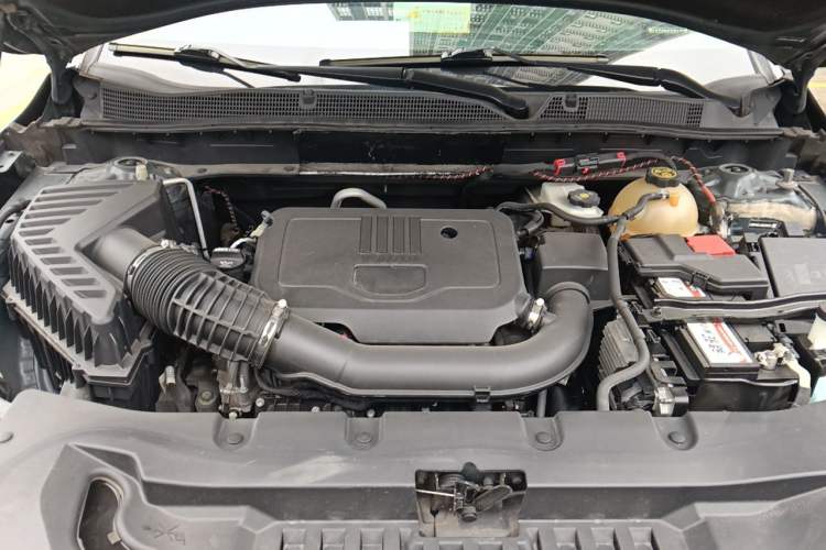 Used Chevrolet Blazer 2022 Mild Hybrid 650T 7-Seater Wei Version Engine Bay