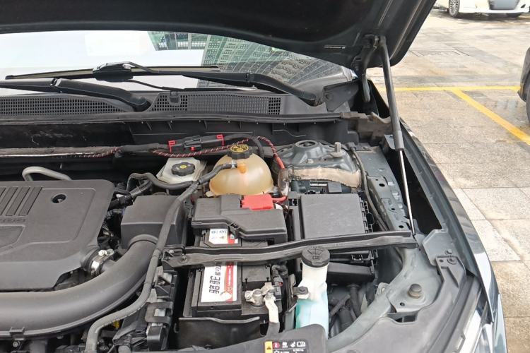 Used Chevrolet Blazer 2022 Mild Hybrid 650T 7-Seater Wei Version Engine Bay Left