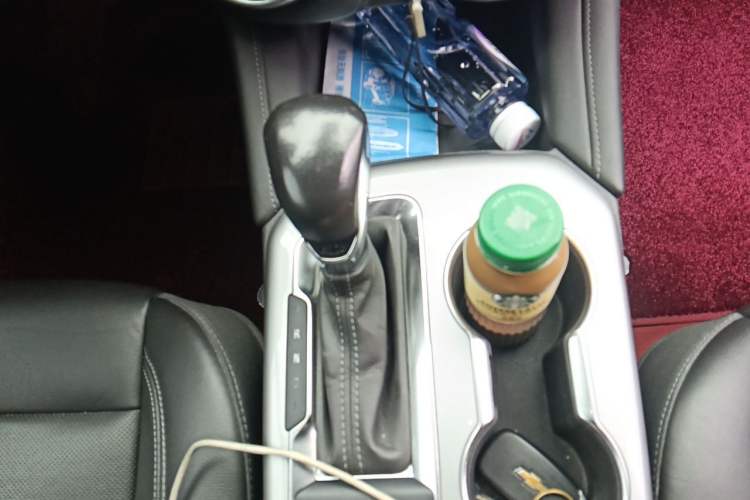 Used Chevrolet Blazer 2022 Mild Hybrid 650T 7-Seater Wei Version Gear Lever