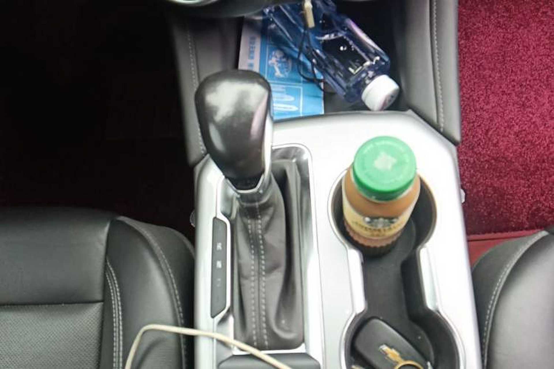 Used Chevrolet Blazer 2022 Mild Hybrid 650T 7-Seater Wei Version Gear Lever