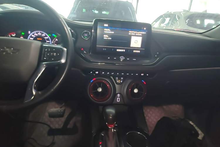 Used Chevrolet Blazer 2022 Mild Hybrid 650T RS Four-Wheel Drive 5-Seater Hardcore Version Audio And AC Panel
