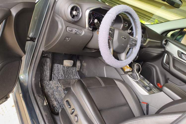 Used Chevrolet Blazer 2022 Mild Hybrid 650T 7-Seater Model Edition Driver Seat